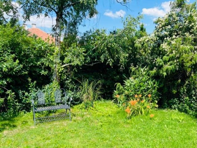 Entzuckende Kleine Vorstadtvilla Klosterneuburg Esterno foto