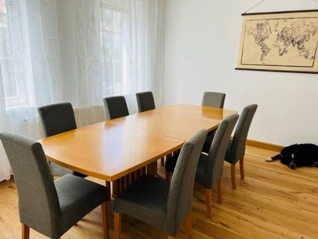 Entzuckende Kleine Vorstadtvilla Klosterneuburg Esterno foto
